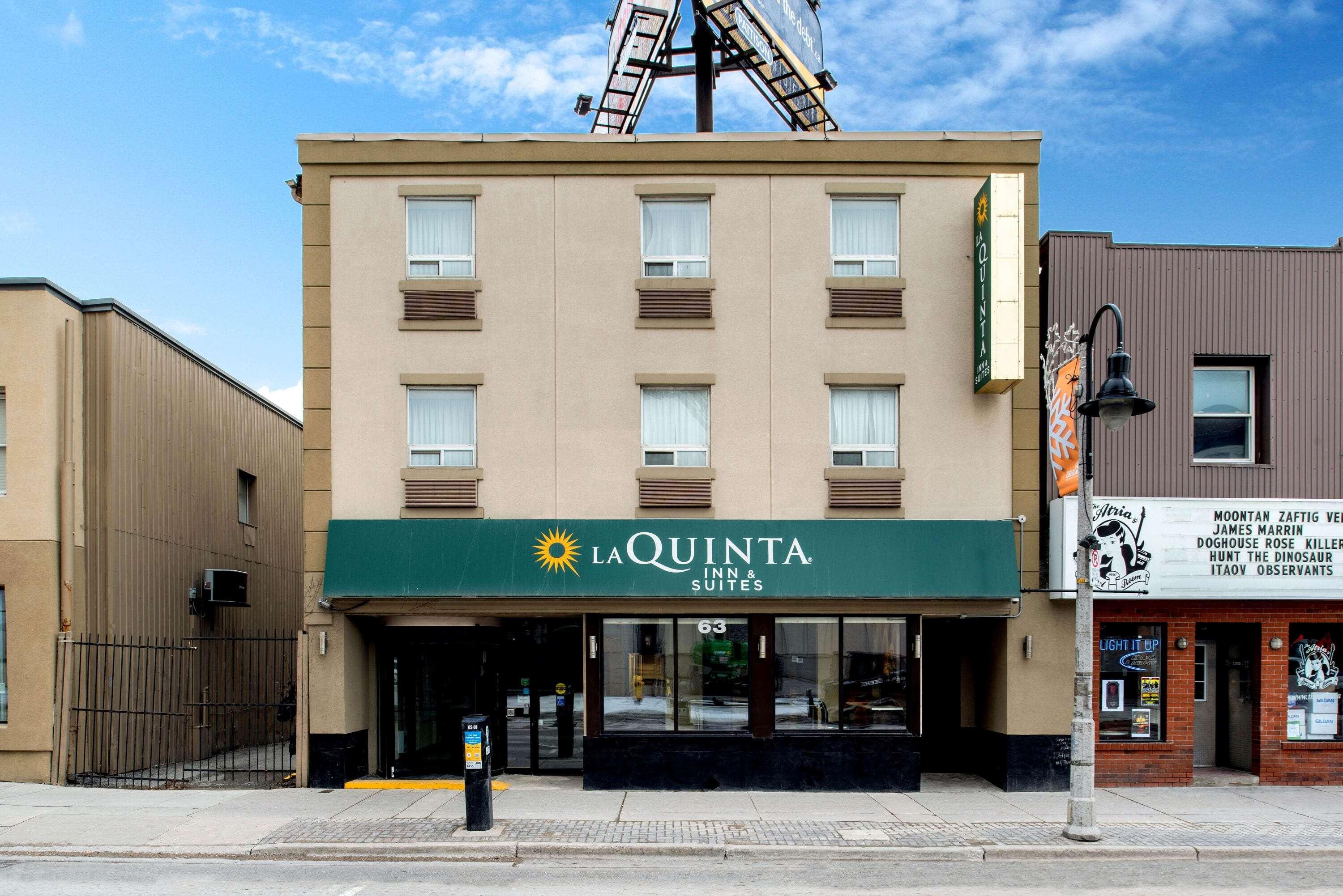 Hotel La Quinta By Wyndham Oshawa Exterior foto